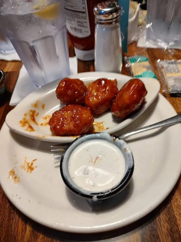 Boneless Wings with Sweet Chilisauce