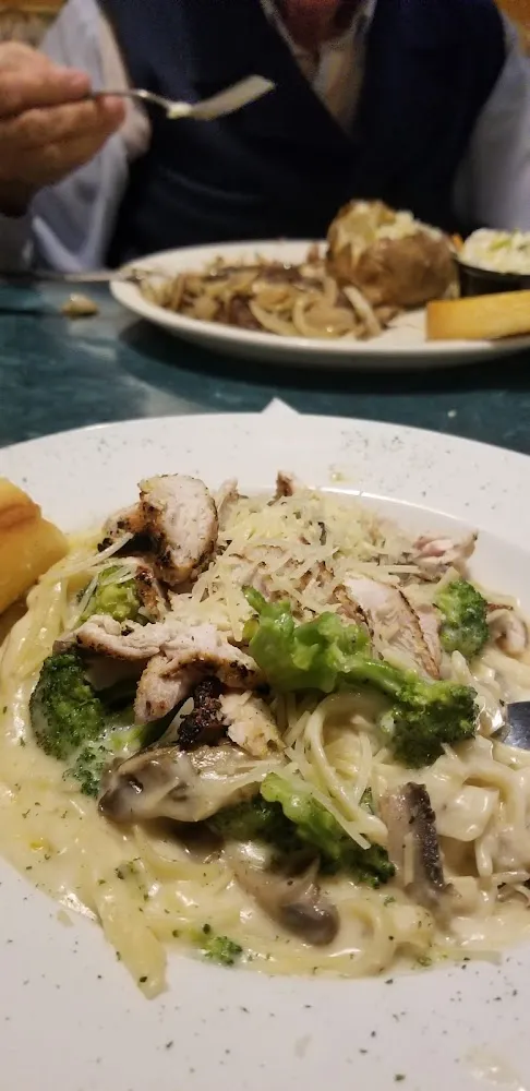 Chicken Alfredo